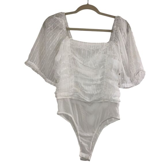 ✨Lulus Think of Me Ivory Swiss Dot Ruched Sz Medium Bodysuit✨ - Picture 3 of 7